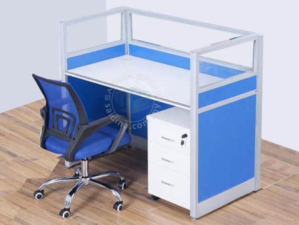 Single seater workstation